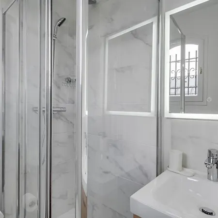 08 - Confortable Proche Paris Et Transports Avec Tv Wifi Bed & Breakfast Gennevilliers